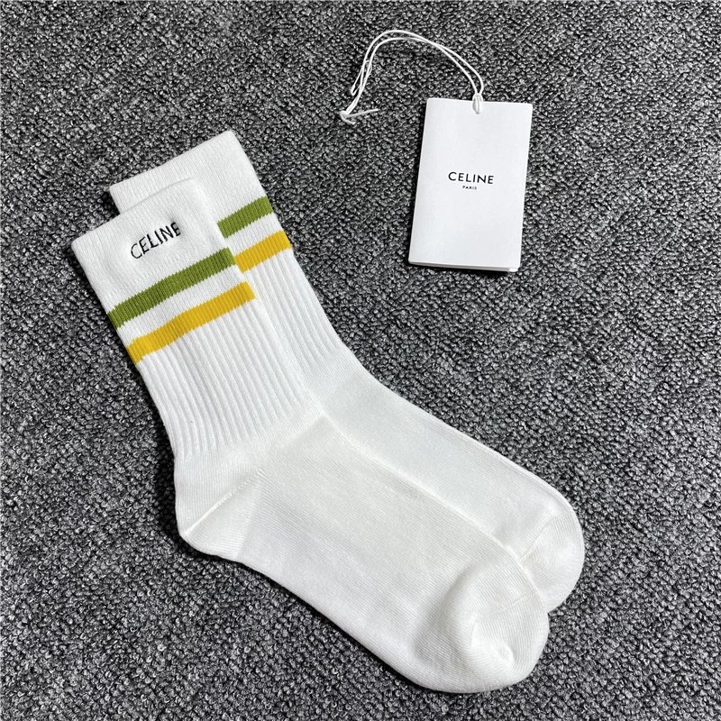 白色绿黄条纹