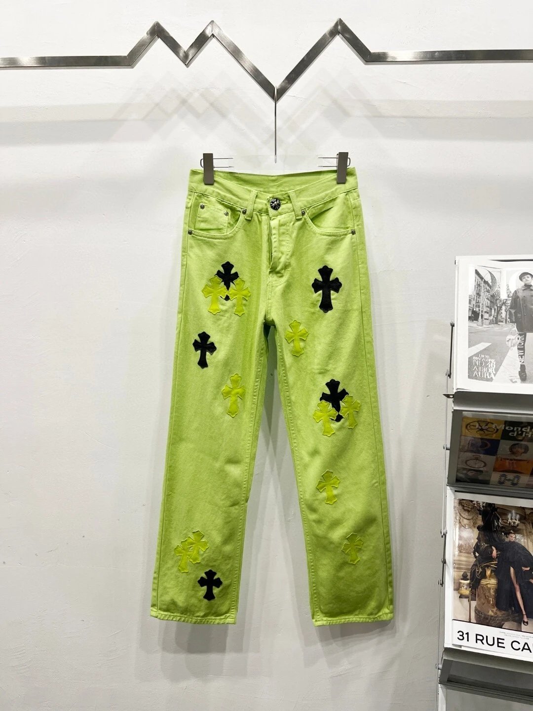 06